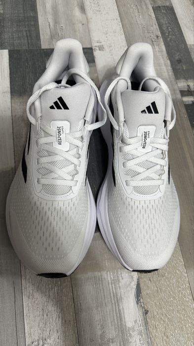 Adidas response super