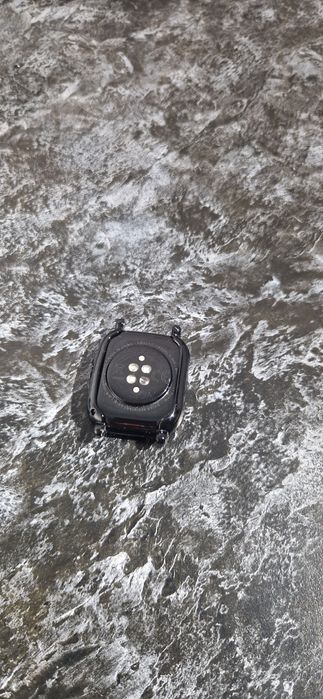 Amazfit GTS 2 в хорошем состоянии