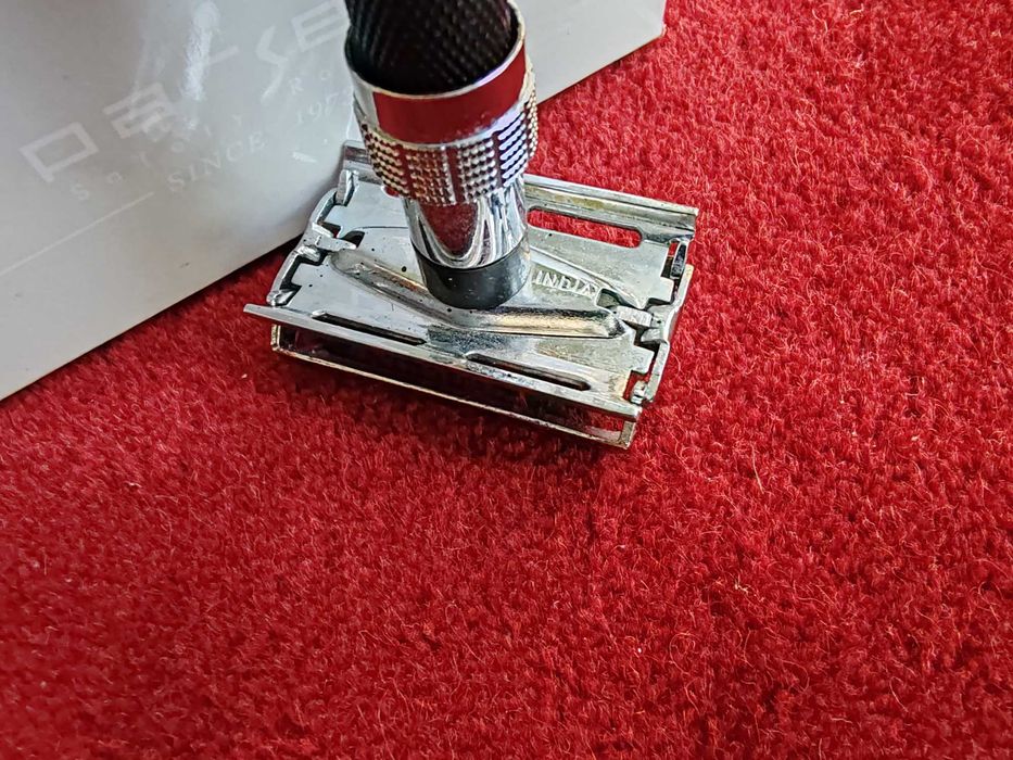 Aparat barbierit / ras clasic - Parker 96R - copie Gillette