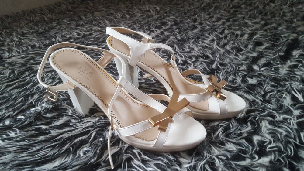 Високи обувки, номер 38