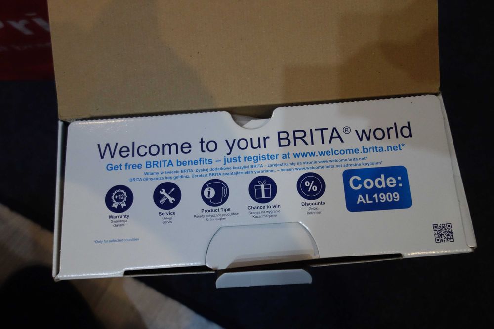 Продавам кана за пречистване на вода Brita Aluna
