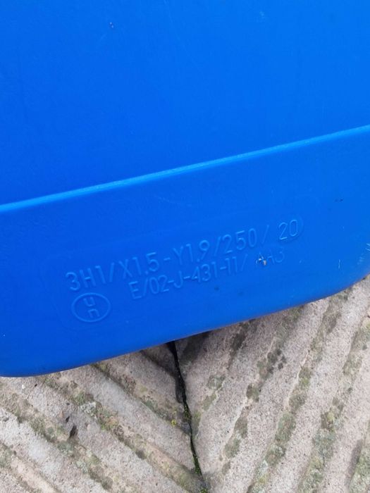 Пластмасови туби 25/30 лт.