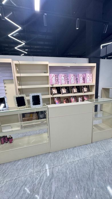 Мебель для магазина б/ у 170 000 т