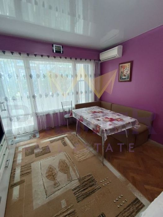 Дава се под наем Четиристаен апартамент в Варна, Трошево - 90 кв.м за 614 € - Снимка #2