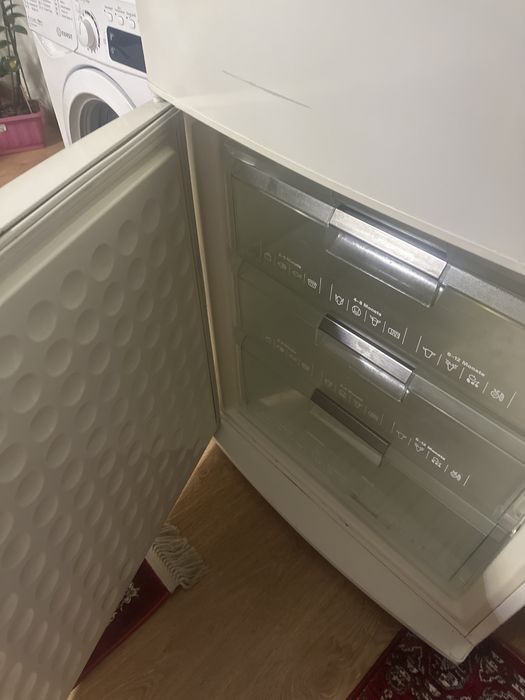 Холодильник Siemens