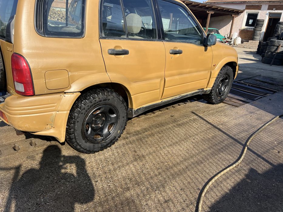 Caucicuri/anvelope  225/65/16