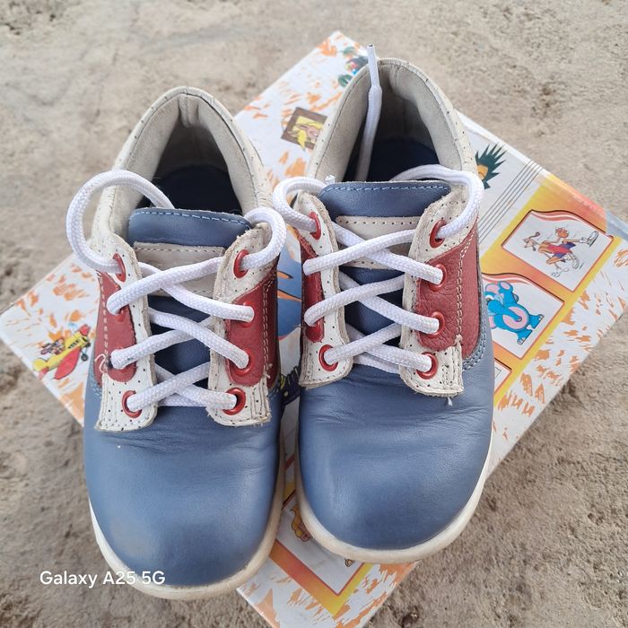 Pantofi din piele marimea 27