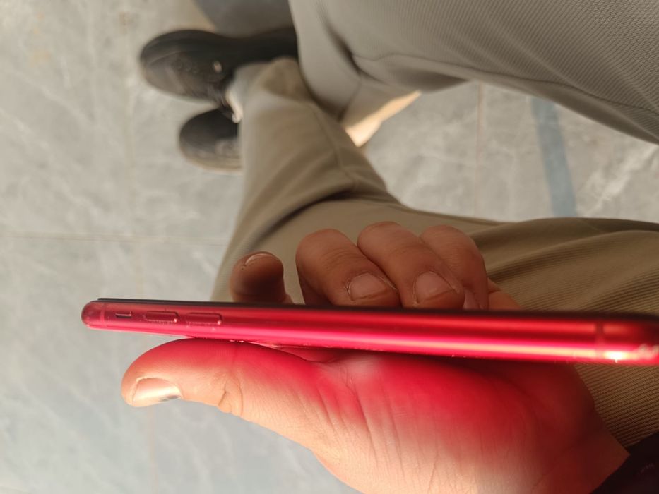 Iphone 11  64gb срочно