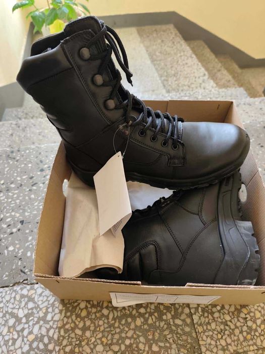 Зимни кубинки - чисто нови, с етикети