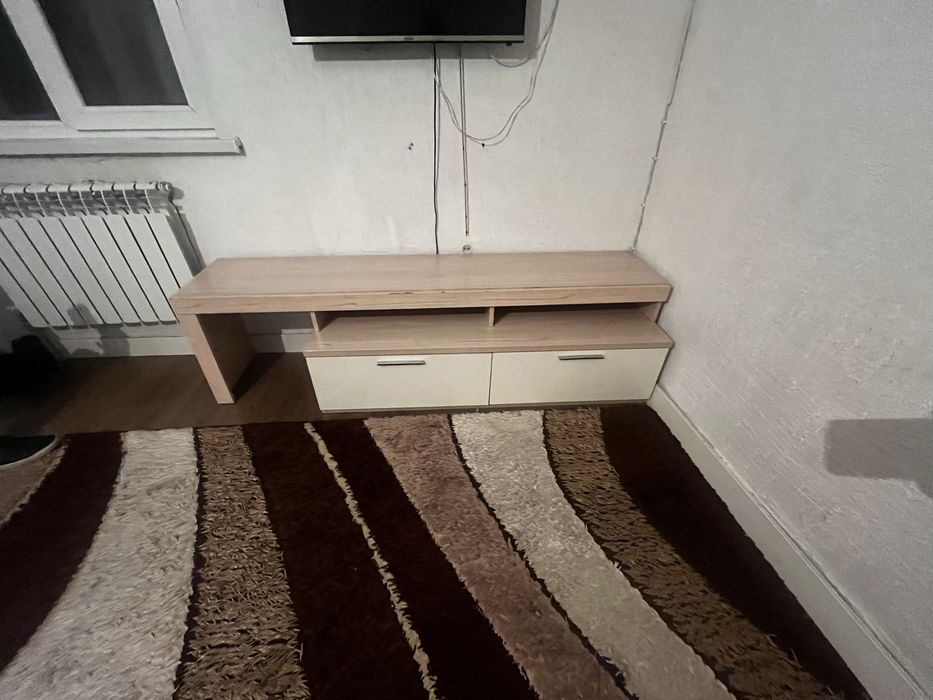Тумба под телевизор срочно