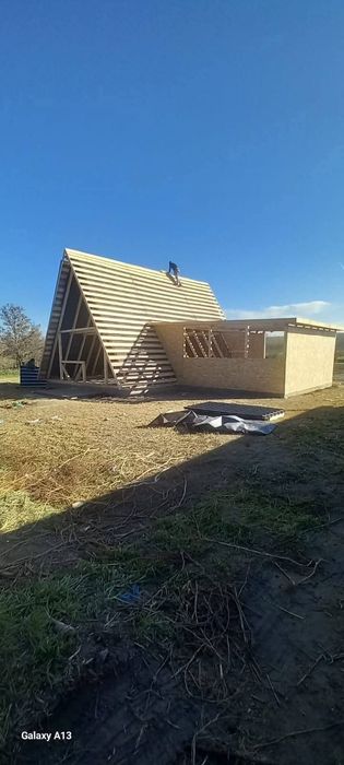 Vand casa modulara  cabana tip A frame din lemn uscat și tratat