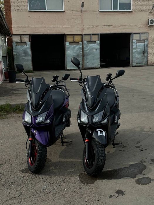 Скутер на полном ходу