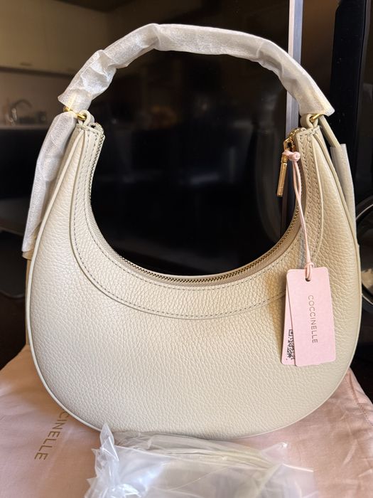 Coccinelle Whisper Mini