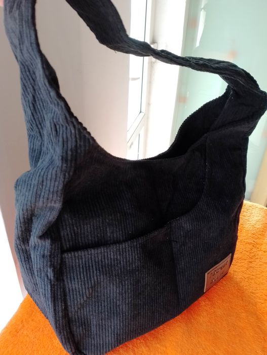 Geanta catifea groasa tapițată