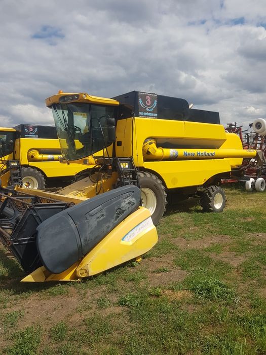 Продам Комбайн New Holland 6050