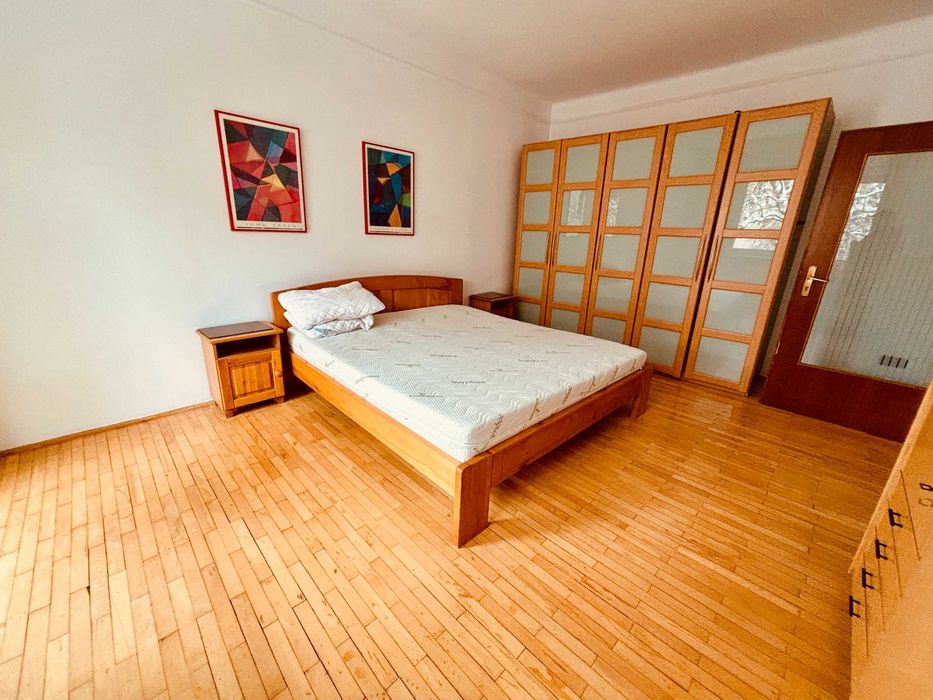 Proprietar, inchiriez apartament central, langa Prefectura / medicina