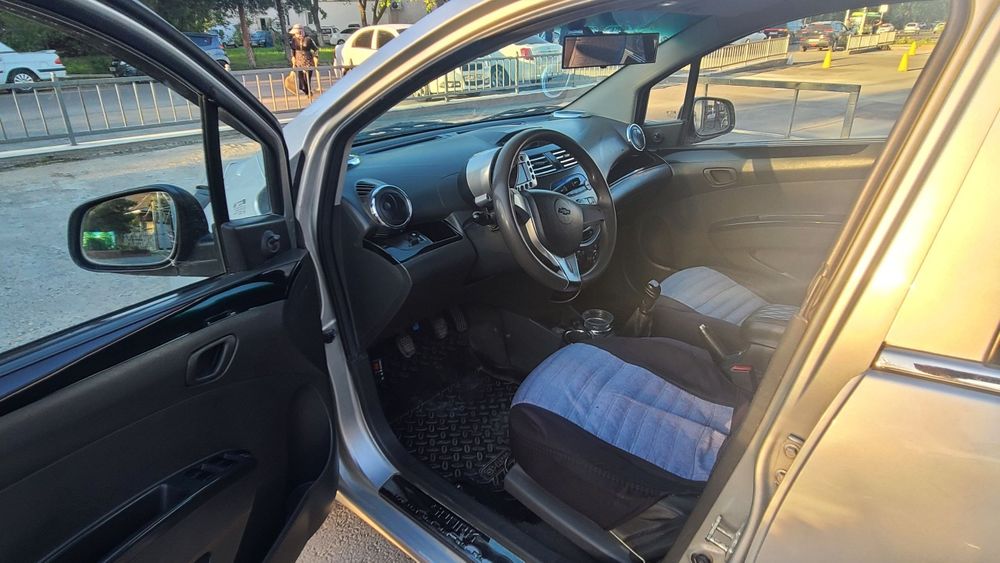 Chevrolet Spark 2011 — 2