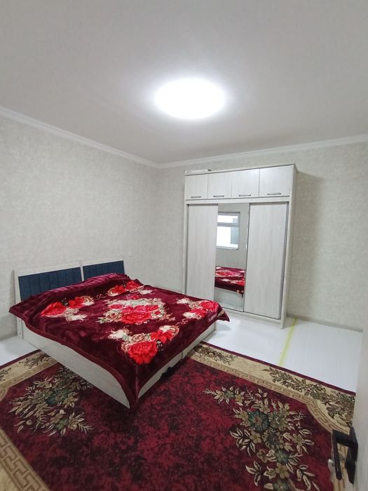 M.Fozilovda hovli sotiladi