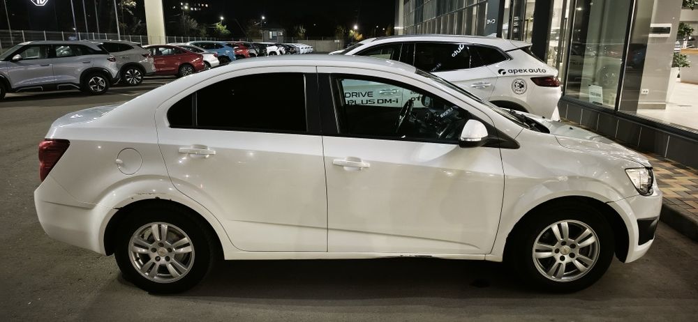 Chevrolet Aveo T300