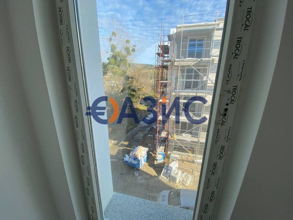 Продава се Едностаен апартамент в к.к. Слънчев бряг - 37 кв.м за 1676 €/кв.м - Снимка #4