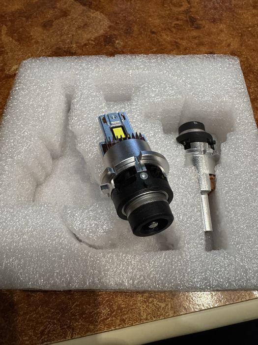 Set Becuri LED-Xenon D2S Bullvission