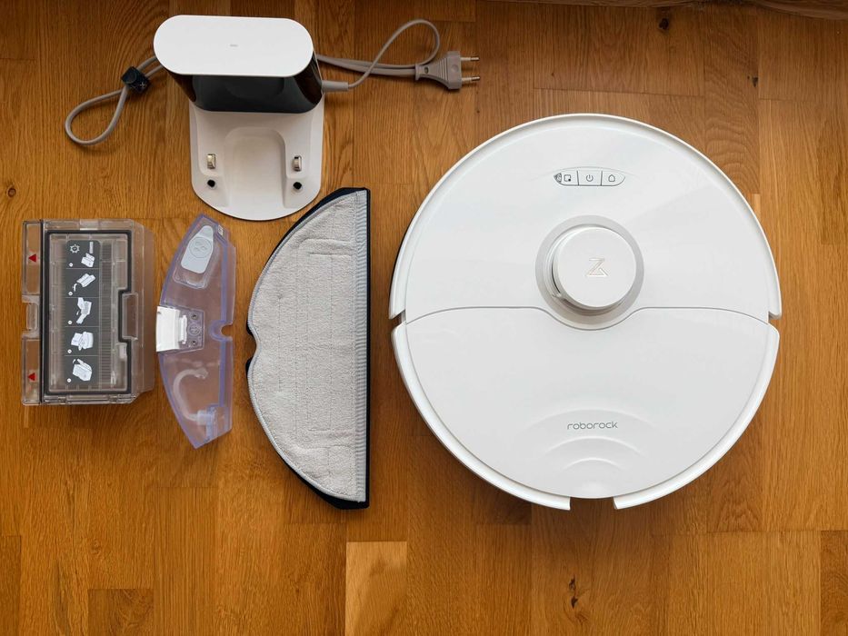 Roborock S8 - aspirator robot cu mop
