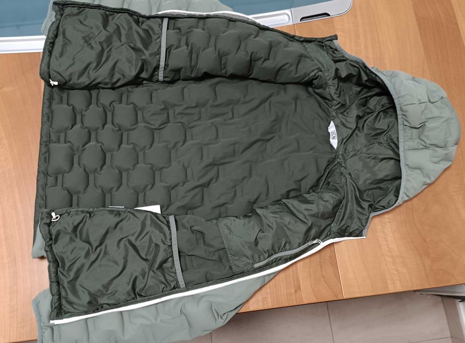 Mountain Hardwear-Пухено-Много Запазено