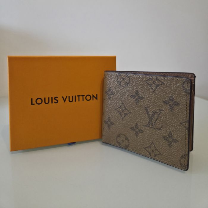 Portofel Louis Vuitton Slender Monogram Maro Accesoriu Elegant Bărbați