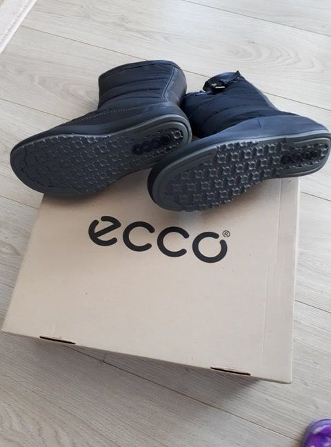 Apreschiuri dama (ghete outdoors/ cizme impermeabile), nepurtate