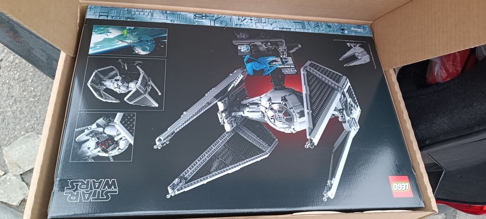 Lego Star Wars 75382 - TIE Interceptor