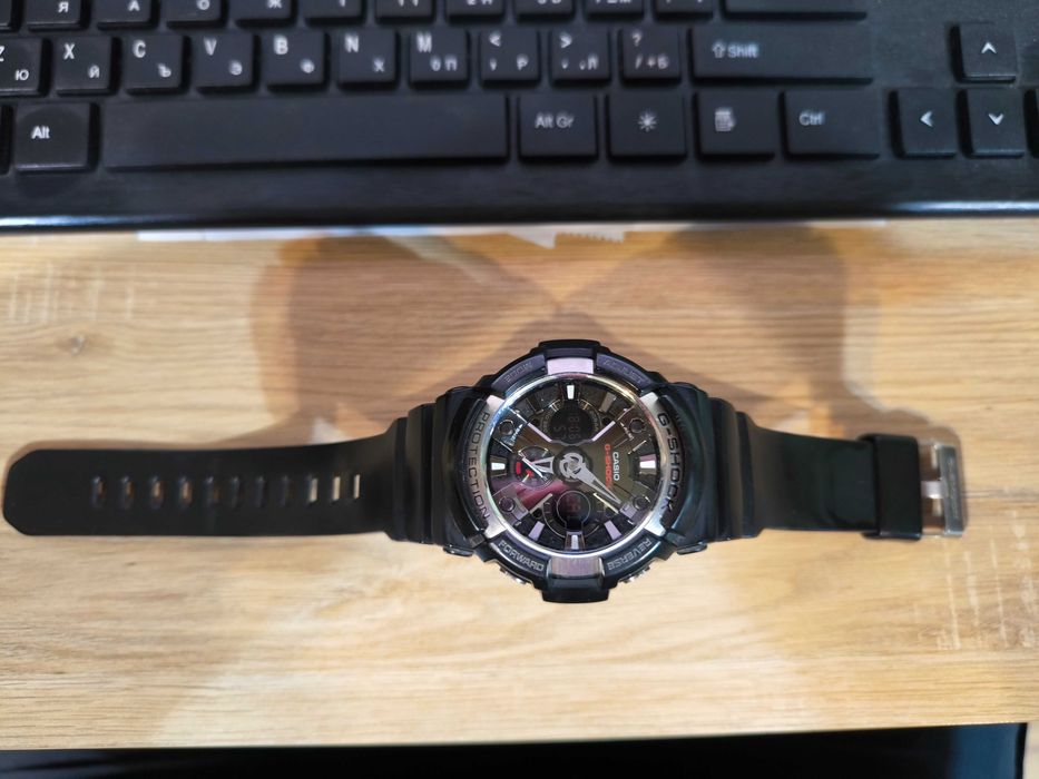Продавам часовник Casio G-SHOCK GA 200
