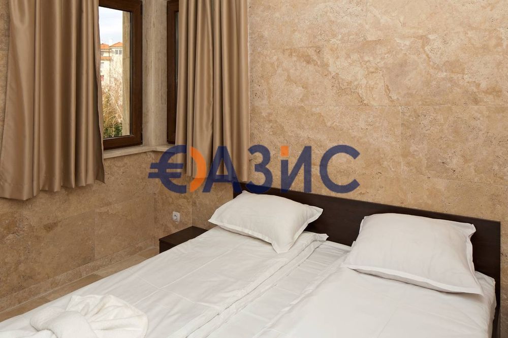 Продава се Тристаен апартамент в к.к. Слънчев бряг - 78 кв.м за 663 €/кв.м - Снимка #12