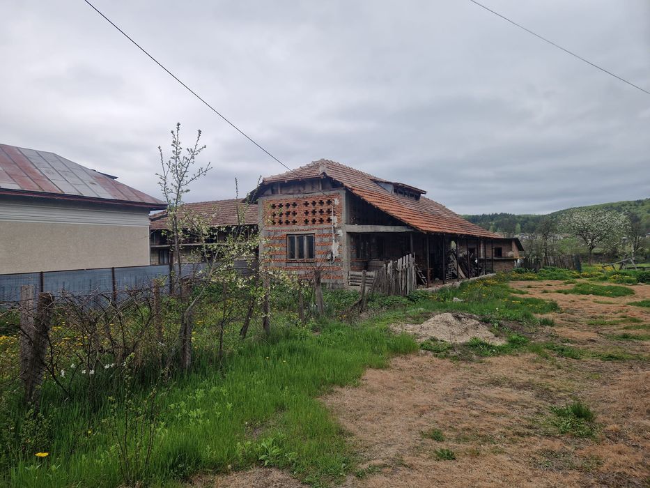 Proprietar Casă Valea Ursului 782 m2 str.principala