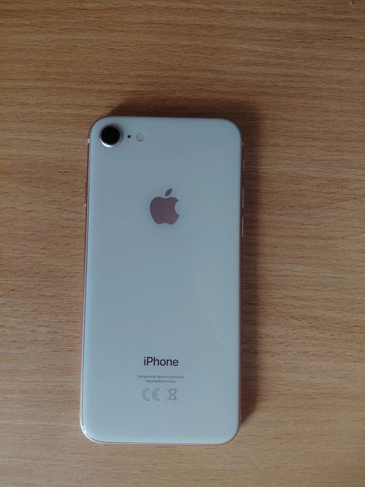 IPhone 8,в хорошем состоение
