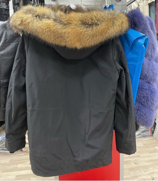 Продам мужская парка.