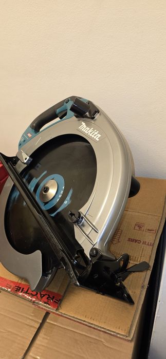 Makita HS013G circular 40V 2025