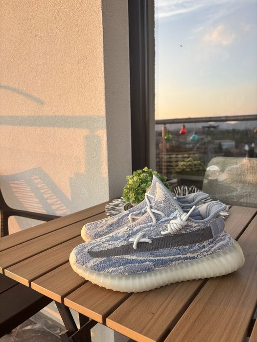 Обувки Yezzy сини