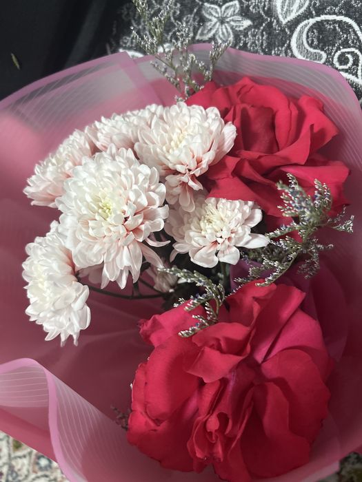 Букет гүл б/у сатылады. Өте әдемі