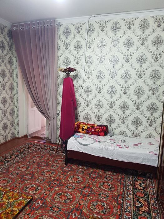 Кукон шахар Тошкентли Гузарда Зудлик билан катта ховли сотилади!