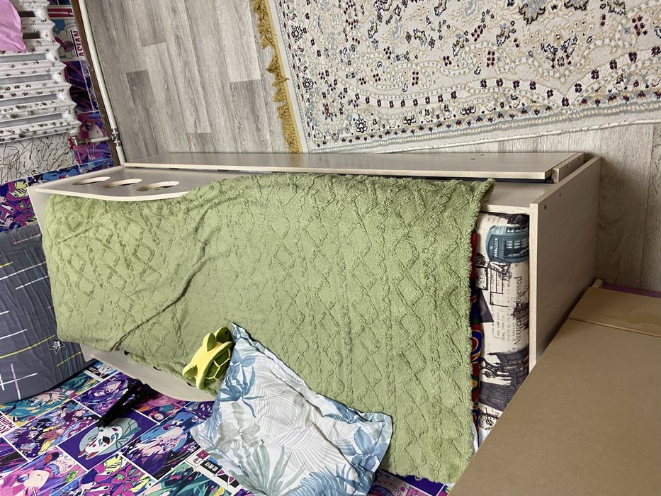 Кровать детская в отличном состянии