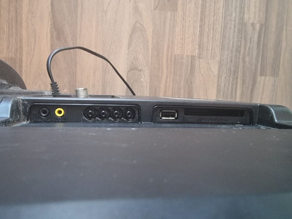 Televizor LSD 56 cm