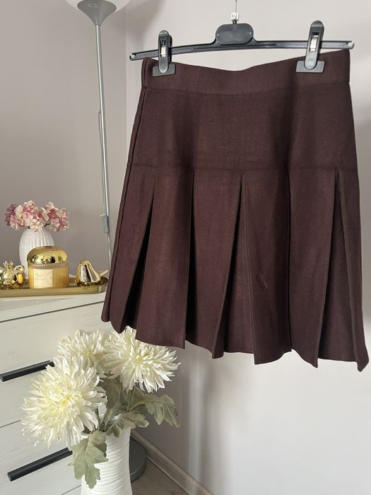 Дамска Пола в кафяво