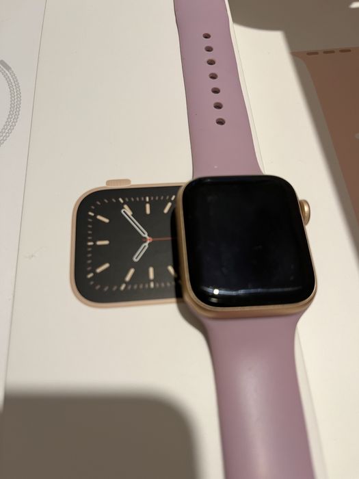Apple Watch  6  40mm