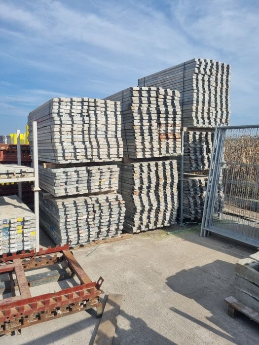 Schela metalica italiana