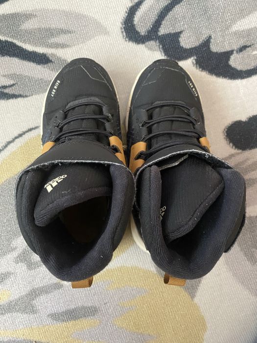 Adidas Terrex marimea 28 stare perfecta