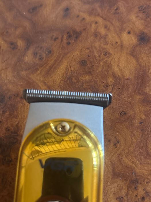 Професионална Машинка за подстригване VGR