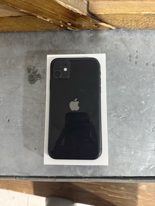 Айфон 11 идельаном состочние