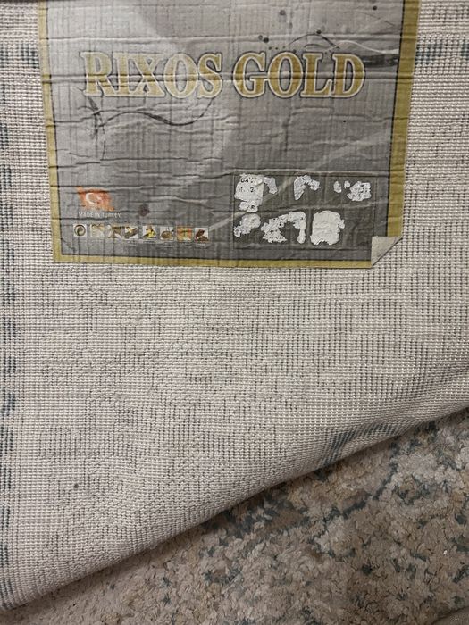 Продаю качественный ковер