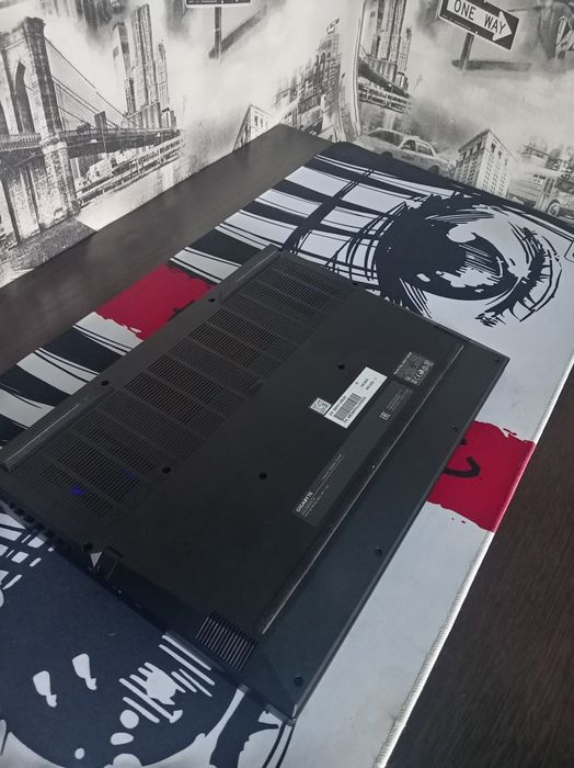 Ноутбук Gigabate