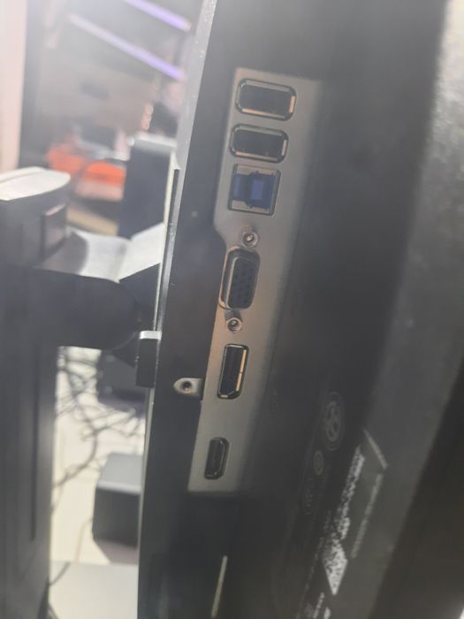 Большой Мониторы для Видеонаблюдения и для Компьютера и Playstation